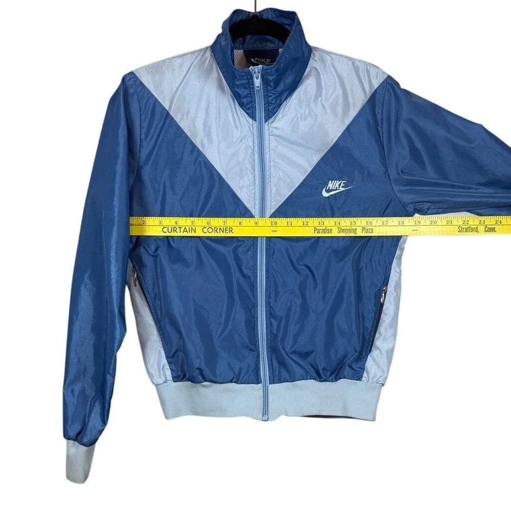 Vintage Nike Chevron Windrunner Jacket, Full Zip Windbreaker, Blue, Size Medium